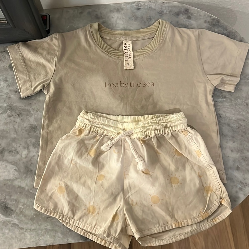 Illoura the label Free by the sea tee and sunny shorts
